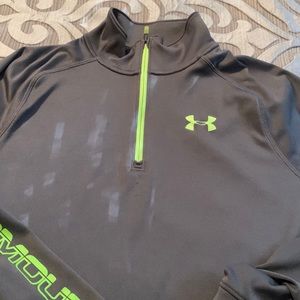 Boys Under Armour pullover